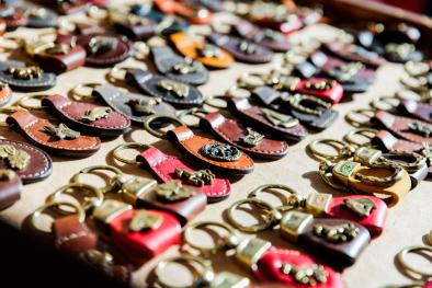 Accessoirs und bekleidung