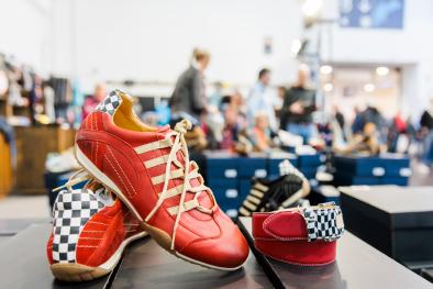 Accessoirs und bekleidung